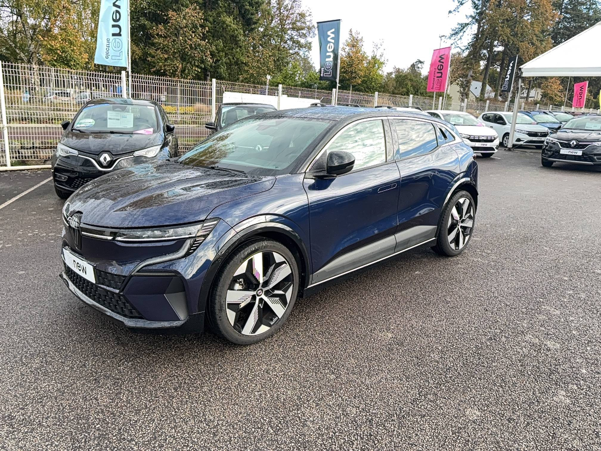 Vente en ligne Renault Megane E-Tech  EV60 220 ch super charge au prix de 22 490 €