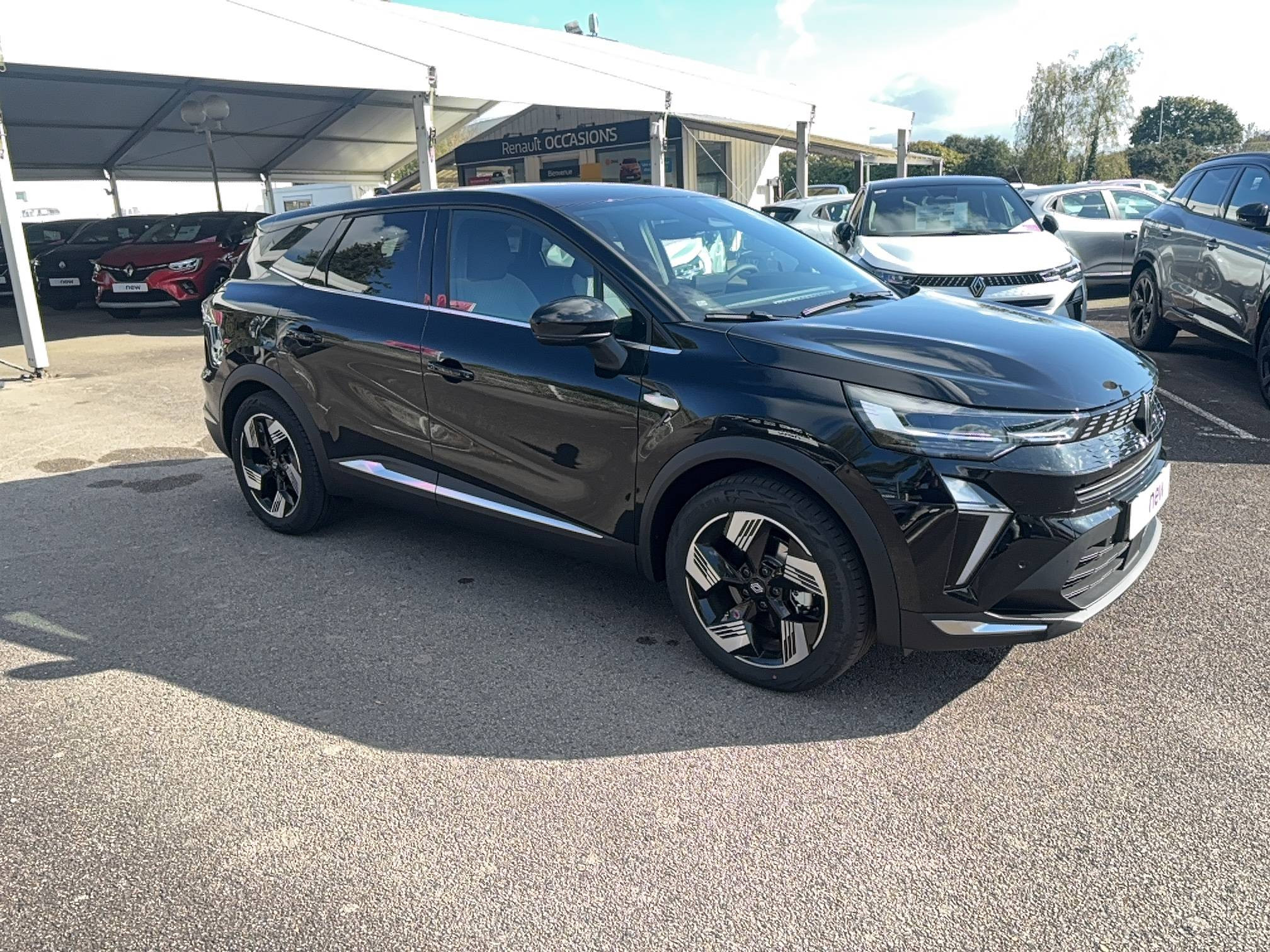 Vente en ligne Renault Symbioz  E-Tech full hybrid 145 au prix de 29 890 €