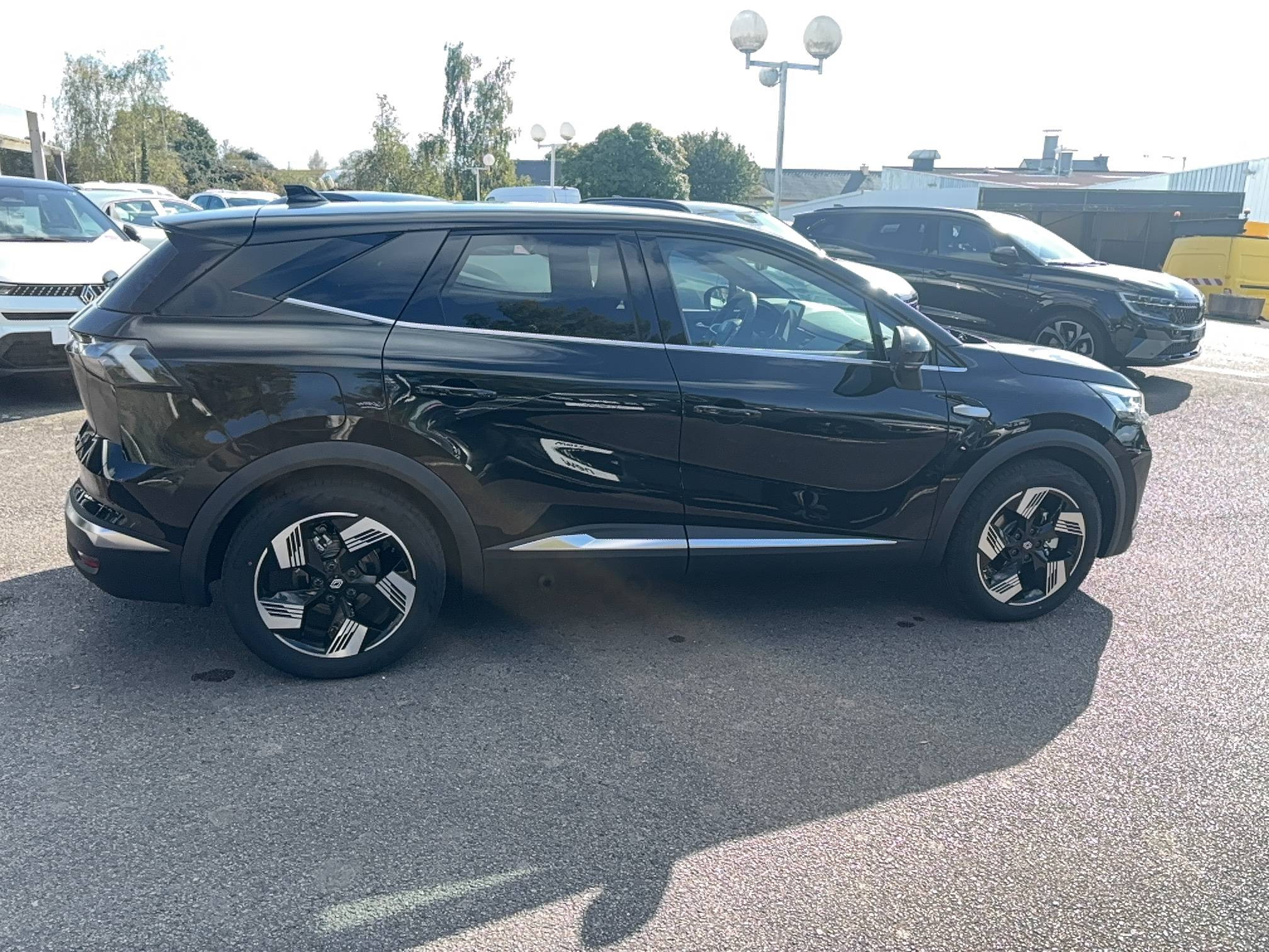 Vente en ligne Renault Symbioz  E-Tech full hybrid 145 au prix de 29 890 €