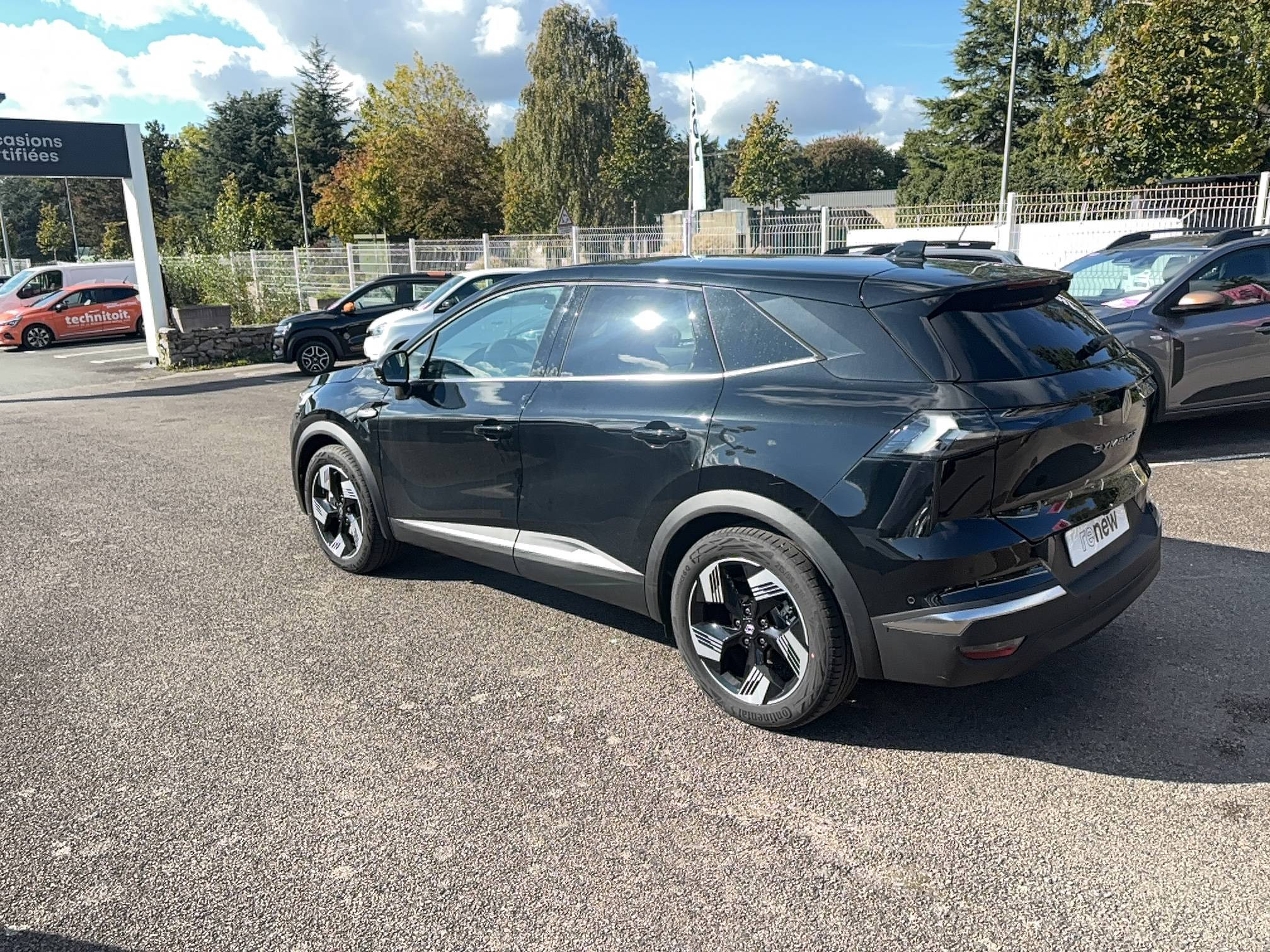 Vente en ligne Renault Symbioz  E-Tech full hybrid 145 au prix de 29 890 €