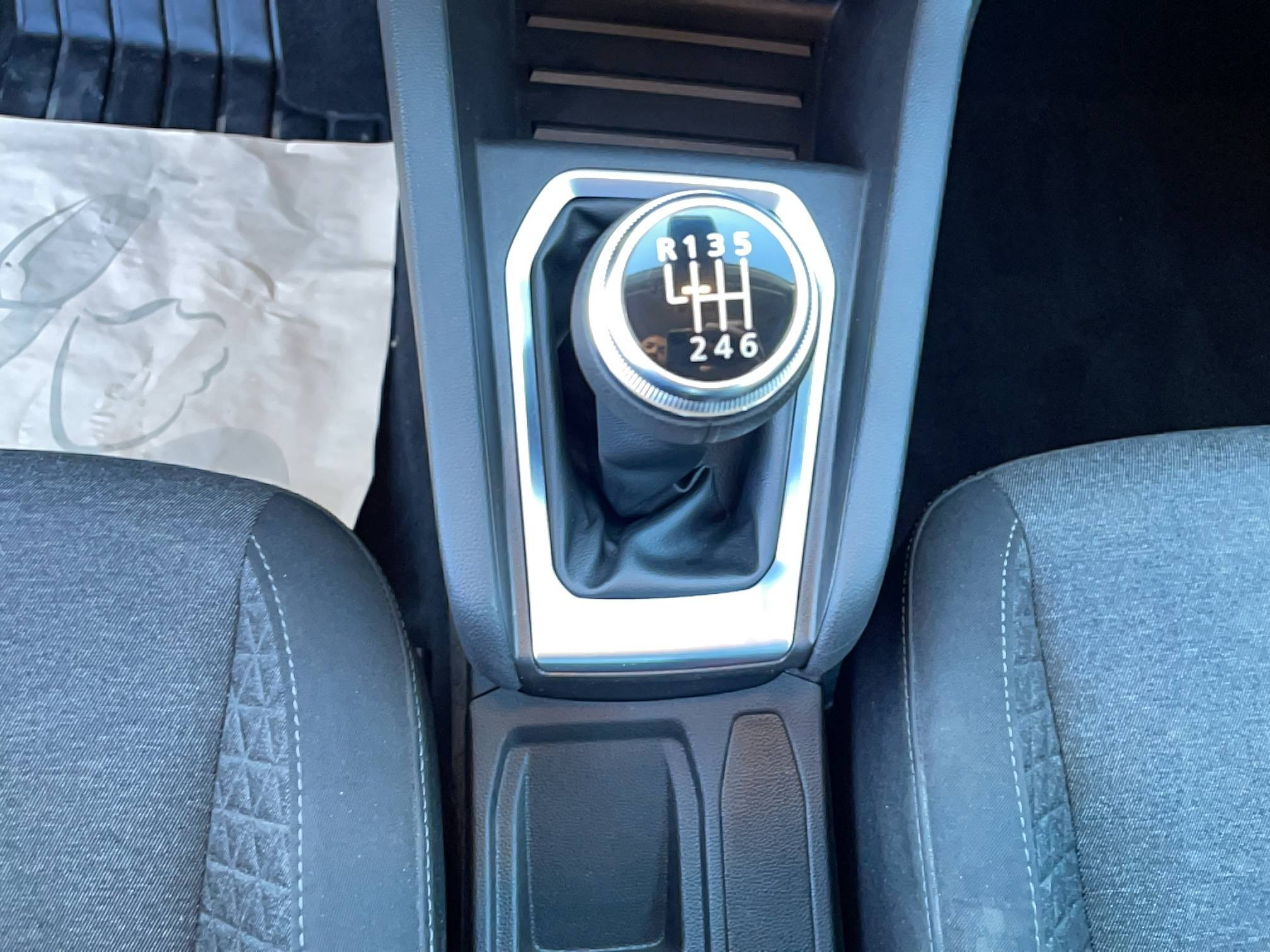 Vente en ligne Renault Clio 5 Clio TCe 90 - 21 au prix de 11 990 €