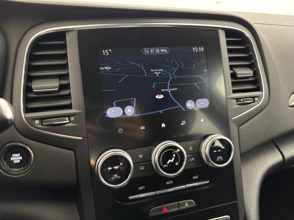 Vente en ligne Renault Megane 4 Mégane IV Berline Blue dCi 115 - 21N au prix de 14 590 €