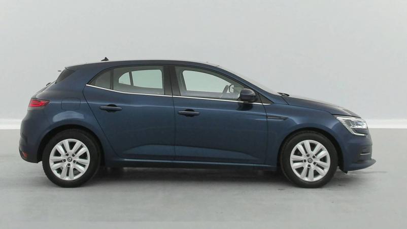 Vente en ligne Renault Megane 4 Mégane IV Berline Blue dCi 115 EDC au prix de 15 990 €