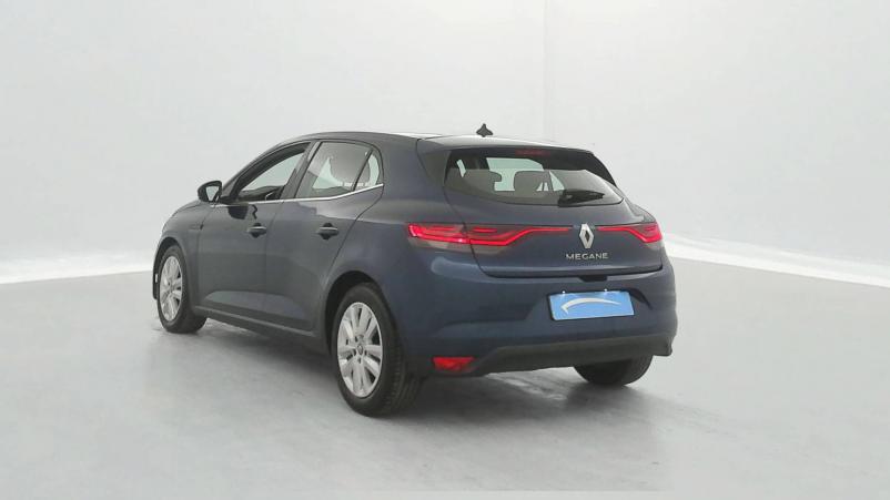 Vente en ligne Renault Megane 4 Mégane IV Berline Blue dCi 115 EDC au prix de 15 990 €