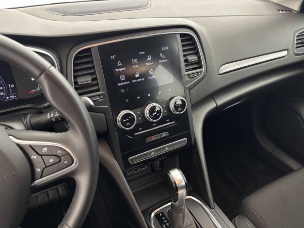 Vente en ligne Renault Megane 4 Mégane IV Berline Blue dCi 115 EDC au prix de 15 990 €