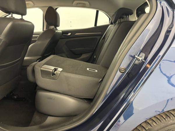 Vente en ligne Renault Megane 4 Mégane IV Berline Blue dCi 115 EDC au prix de 15 990 €