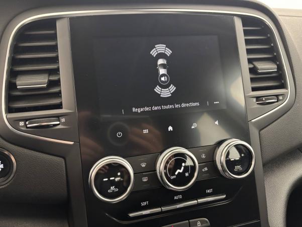 Vente en ligne Renault Megane 4 Mégane IV Berline Blue dCi 115 EDC au prix de 15 990 €