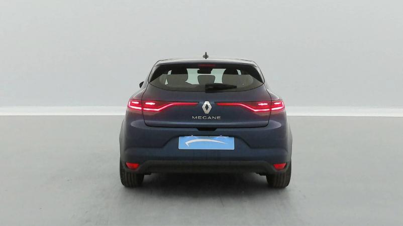 Vente en ligne Renault Megane 4 Mégane IV Berline Blue dCi 115 EDC au prix de 15 990 €