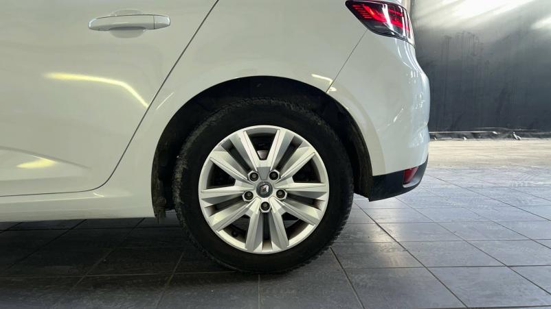 Vente en ligne Renault Megane 4 Mégane IV Berline Blue dCi 115 EDC au prix de 16 990 €