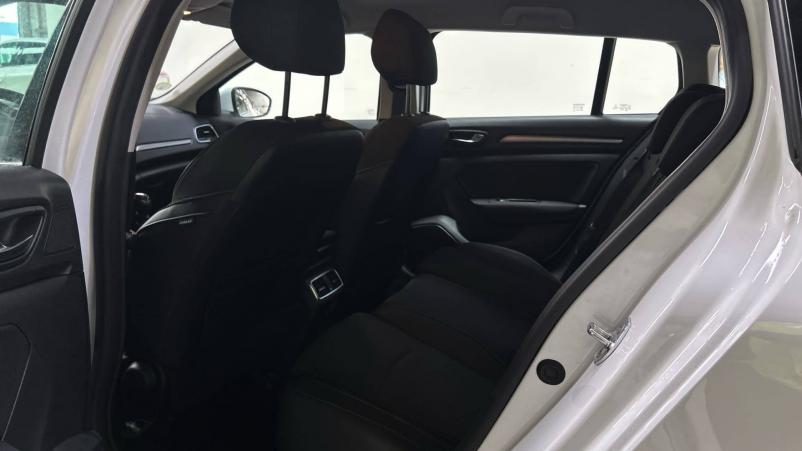 Vente en ligne Renault Megane 4 Estate  Blue dCi 115 au prix de 16 490 €