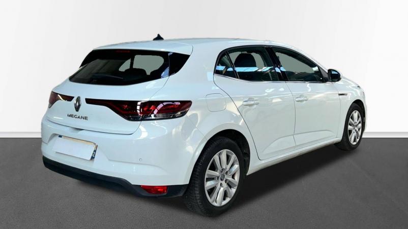 Vente en ligne Renault Megane 4 Mégane IV Berline Blue dCi 115 EDC au prix de 16 990 €