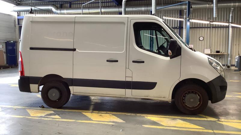 Vente en ligne Renault Master Fourgon MASTER FGN L1H1 3.5t 2.3 dCi 110 S&S E6 au prix de 20 990 €
