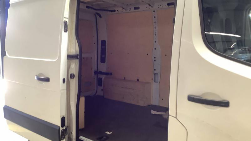 Vente en ligne Renault Master Fourgon MASTER FGN L1H1 3.5t 2.3 dCi 110 S&S E6 au prix de 20 990 €