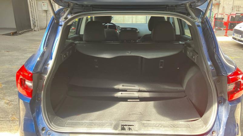Vente en ligne Renault Kadjar  Blue dCi 115 au prix de 17 490 €