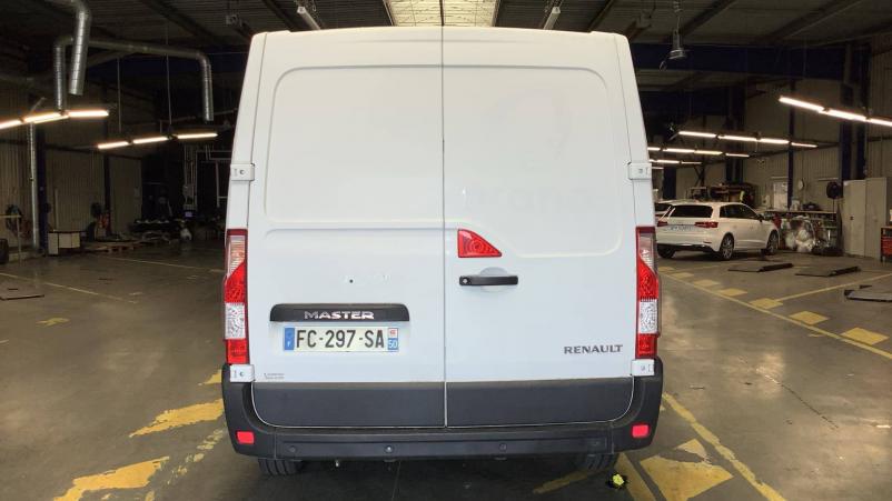 Vente en ligne Renault Master Fourgon MASTER FGN L1H1 3.5t 2.3 dCi 110 S&S E6 au prix de 20 990 €