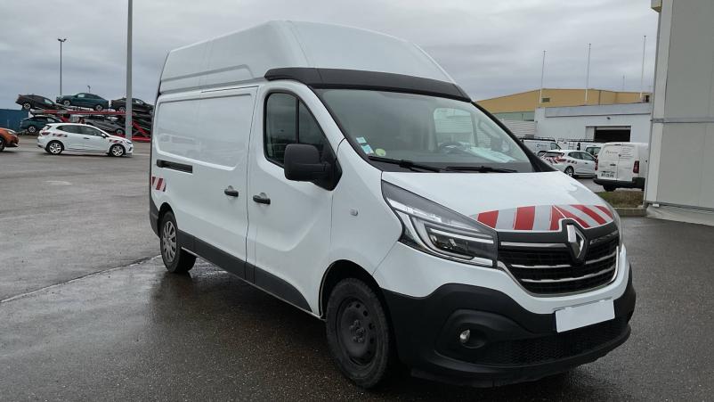 Vente en ligne Renault Trafic 3 Fourgon TRAFIC FGN L2H2 1200 KG DCI 145 ENERGY au prix de 21 490 €