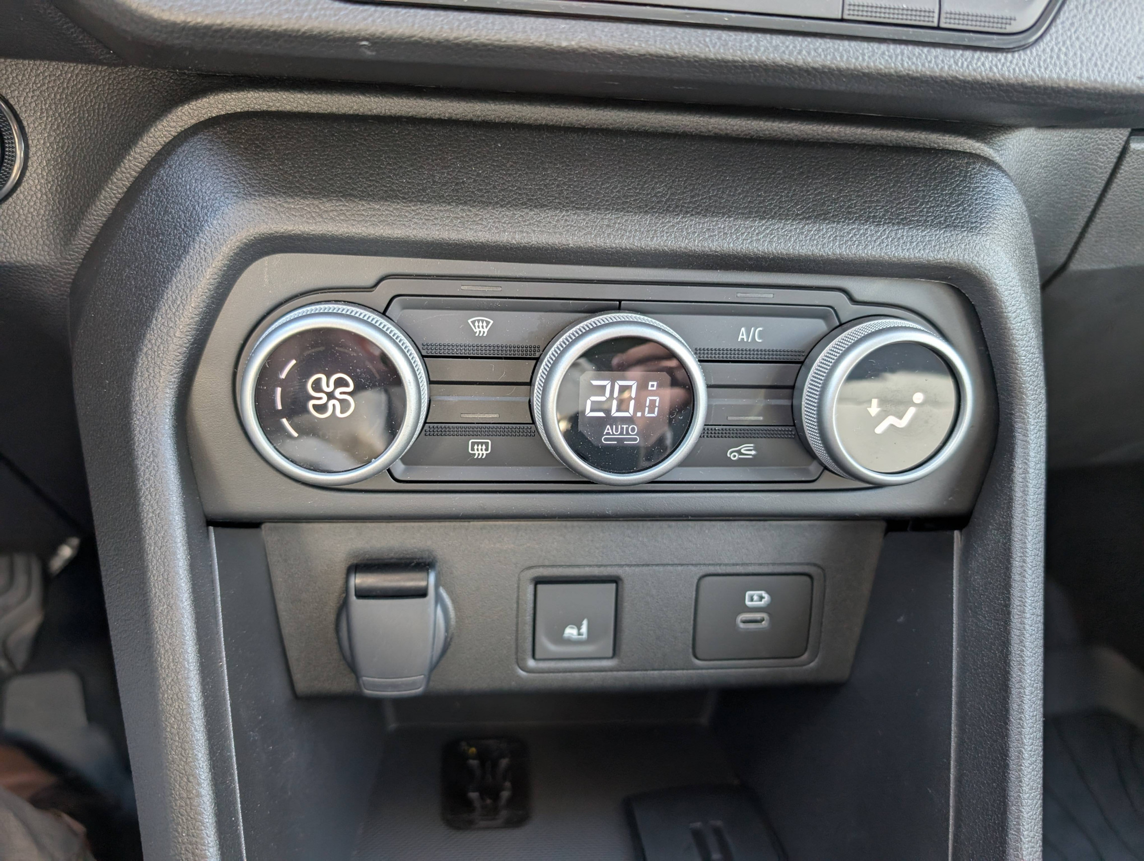 Vente en ligne Dacia Sandero 3  TCe 90 GSR2 au prix de 18 690 €