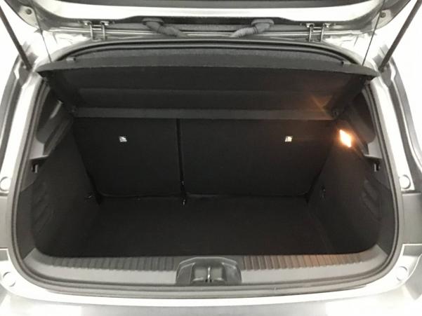 Vente en ligne Renault Clio 5 Clio TCe 90 au prix de 16 990 €