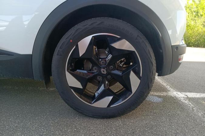 Vente en ligne Renault Captur  E-Tech full hybrid 145 ch au prix de 27 990 €