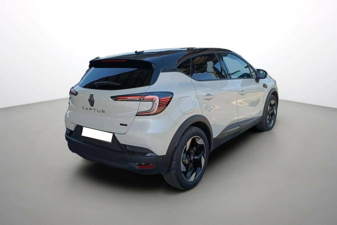 Vente en ligne Renault Captur  E-Tech full hybrid 145 ch au prix de 27 990 €