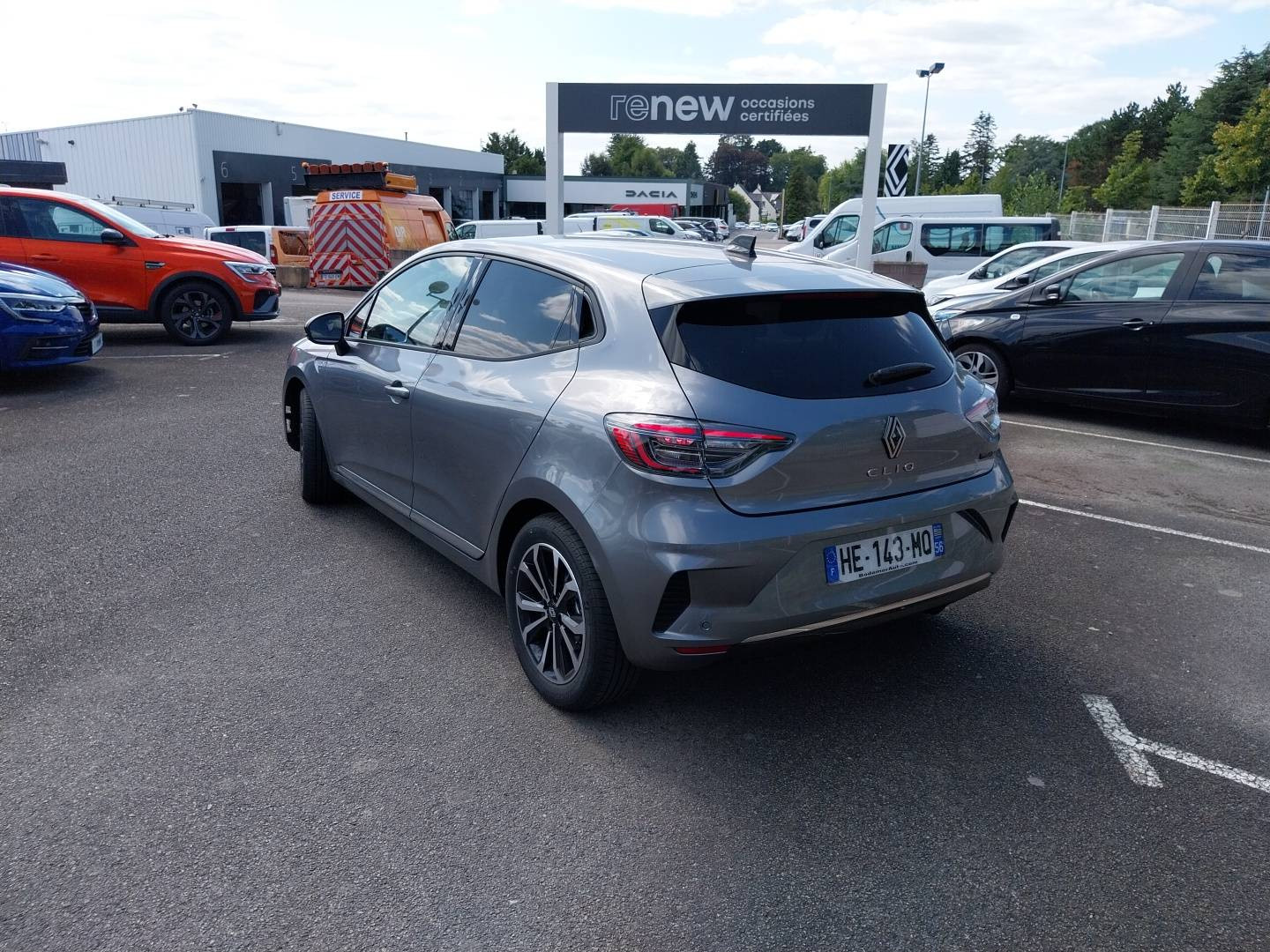 Vente en ligne Renault Clio 5 Clio E-Tech full hybrid 145 ch GSR2 au prix de 23 990 €