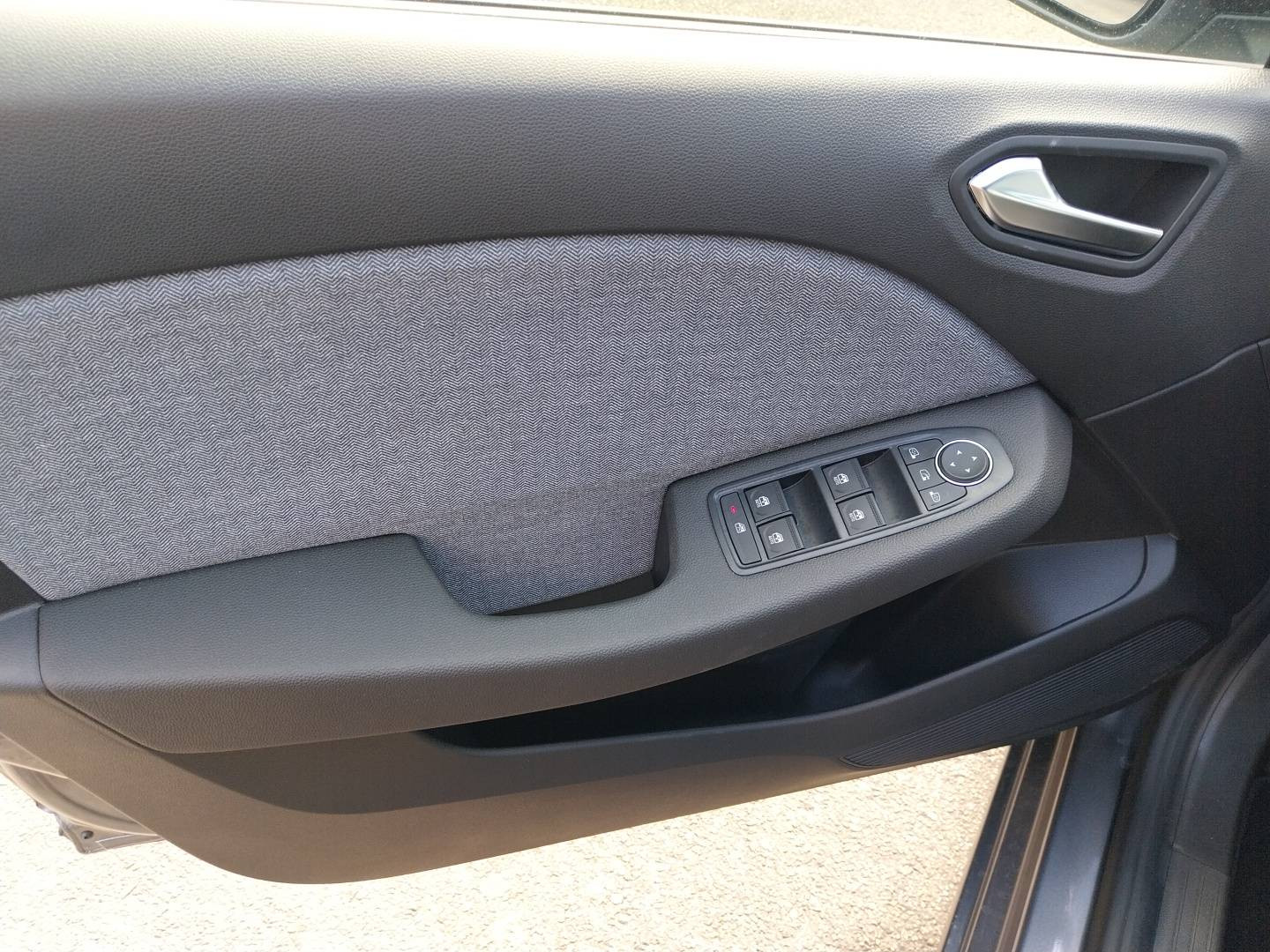 Vente en ligne Renault Clio 5 Clio E-Tech full hybrid 145 ch GSR2 au prix de 23 990 €