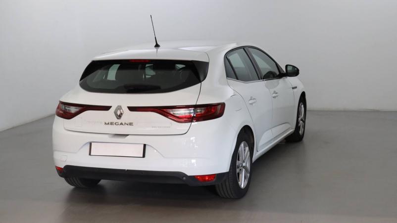 Vente en ligne Renault Megane 4 Mégane IV Berline Blue dCi 115 au prix de 15 990 €