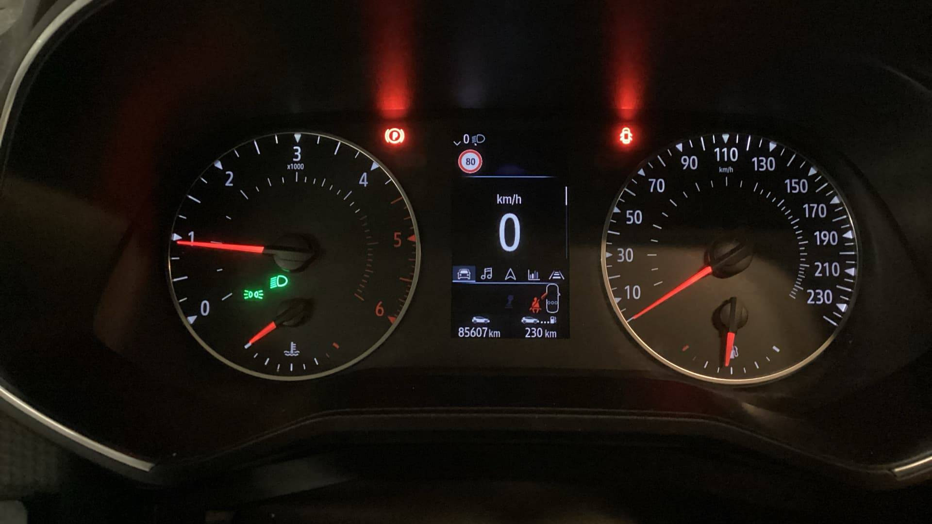 Vente en ligne Renault Clio 5 Clio Blue dCi 115 au prix de 13 990 €