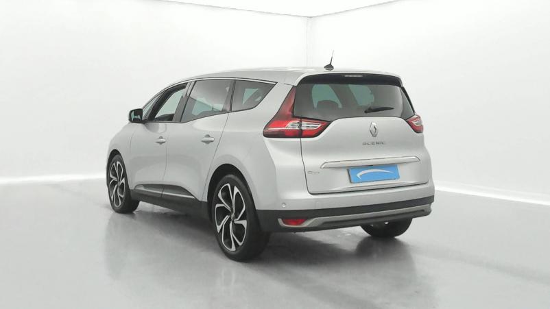 Vente en ligne Renault Grand Scenic 4 Grand Scenic Blue dCi 120 EDC au prix de 18 990 €