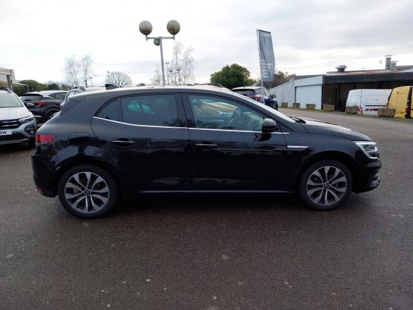 Vente en ligne Renault Megane 4  Blue dCi 115 EDC au prix de 25 290 €