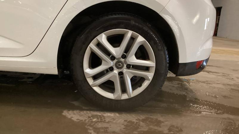 Vente en ligne Renault Megane 4 Mégane IV Berline Blue dCi 115 au prix de 13 490 €