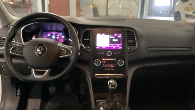 Vente en ligne Renault Megane 4 Mégane IV Berline Blue dCi 115 au prix de 13 490 €
