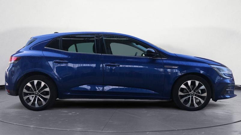 Vente en ligne Renault Megane 4  TCe 140 EDC au prix de 23 290 €