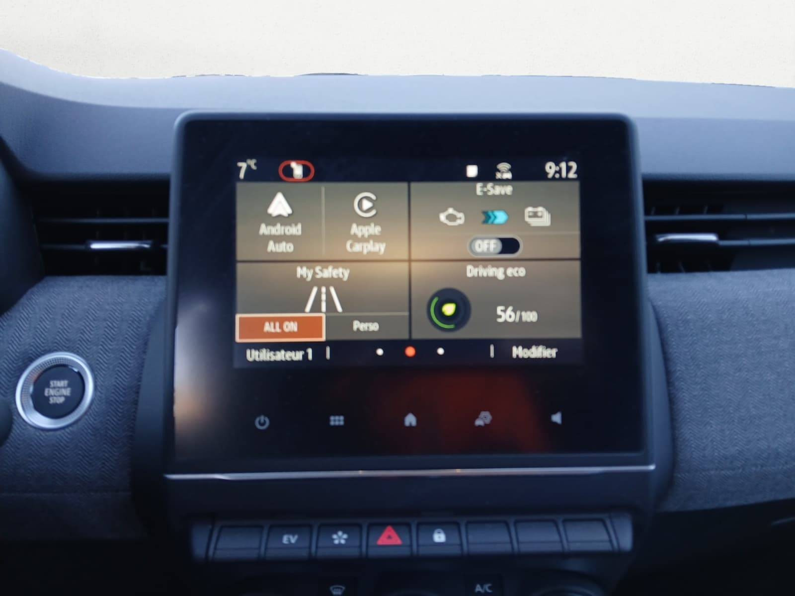 Vente en ligne Renault Clio 5 Clio E-Tech full hybrid 145 ch GSR2 au prix de 22 990 €