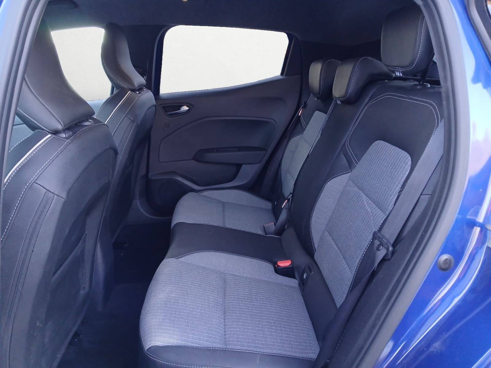 Vente en ligne Renault Clio 5 Clio E-Tech full hybrid 145 ch GSR2 au prix de 22 990 €