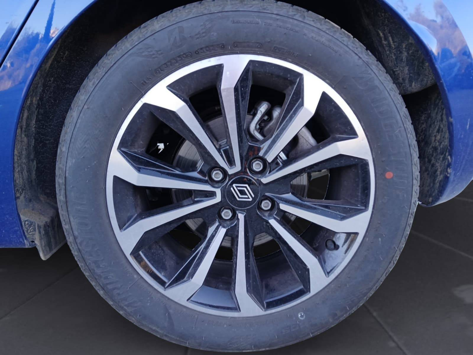 Vente en ligne Renault Clio 5 Clio E-Tech full hybrid 145 ch GSR2 au prix de 22 990 €