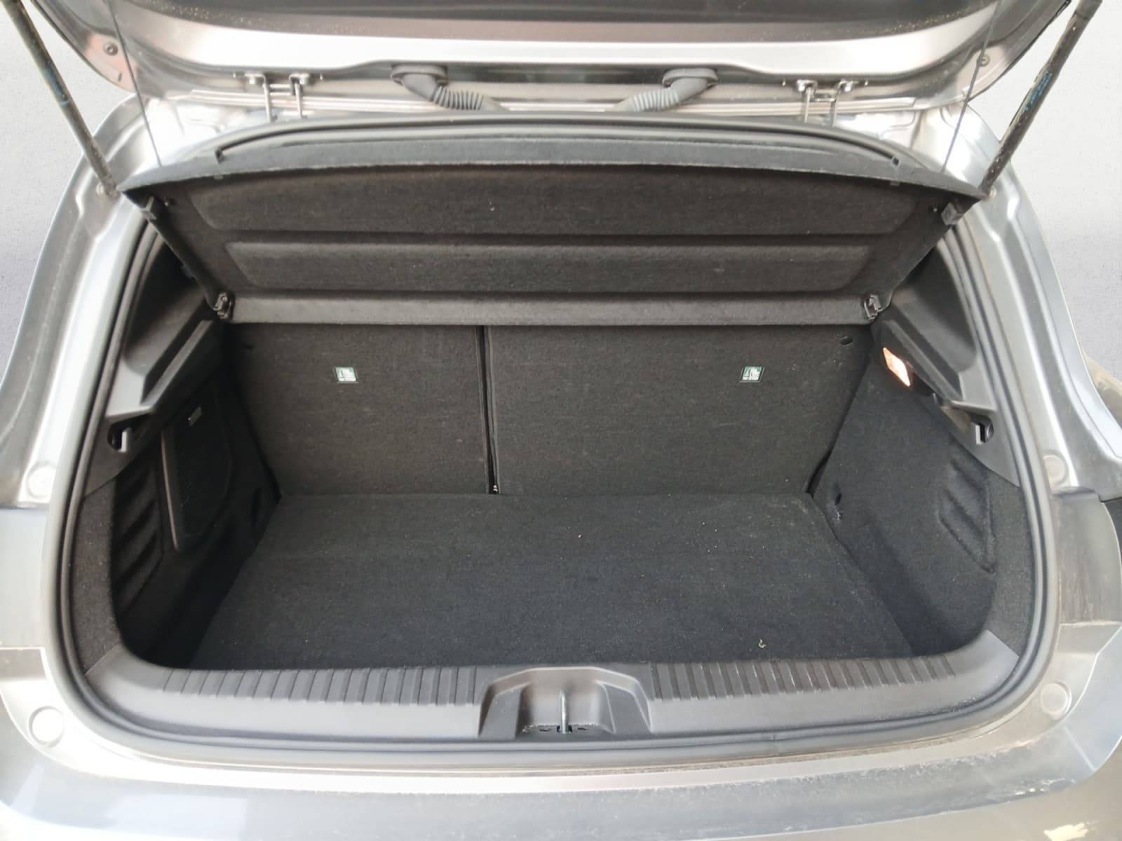 Vente en ligne Renault Clio 5 Clio E-Tech full hybrid 145 ch GSR2 au prix de 23 990 €