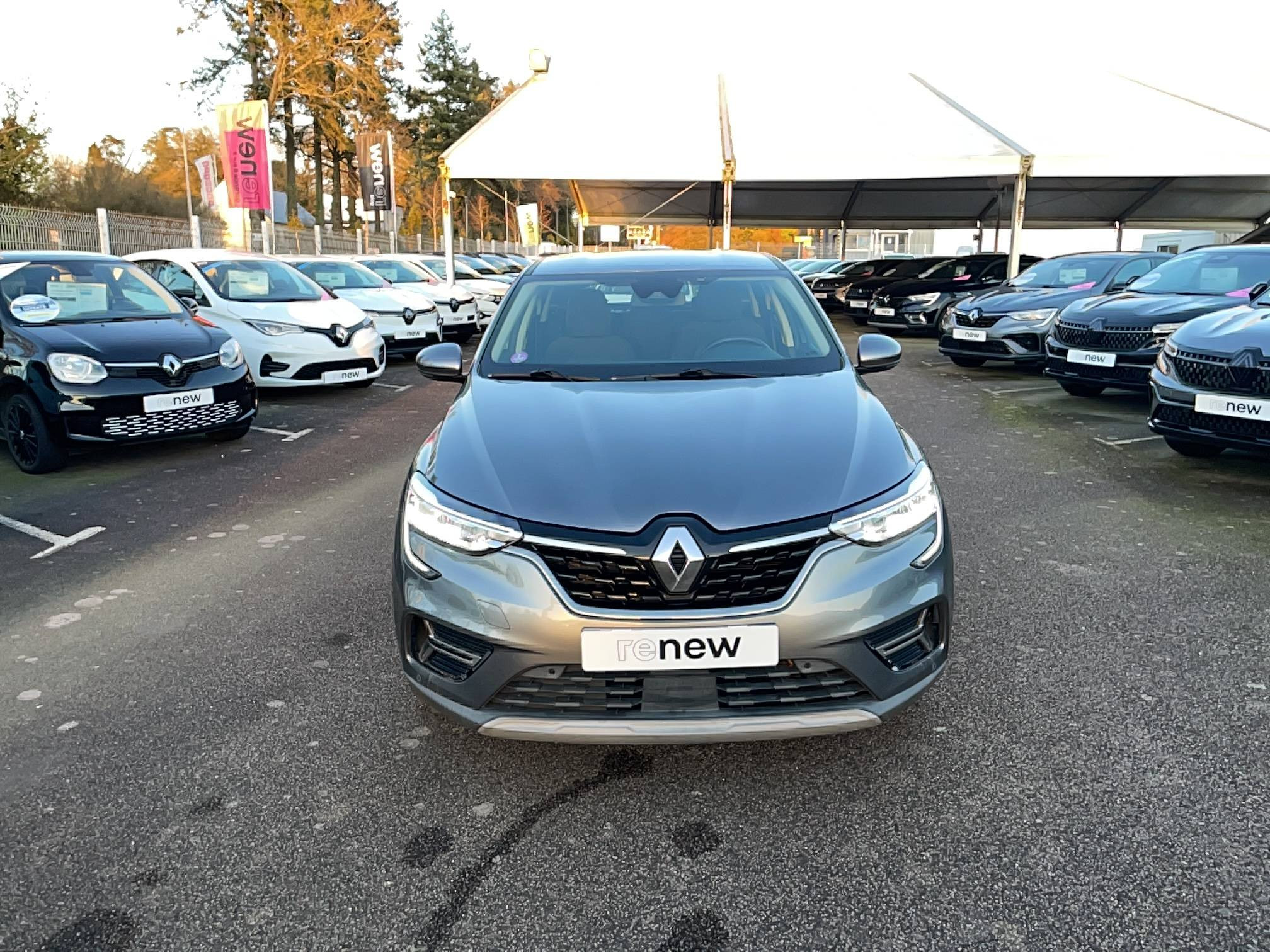 Vente en ligne Renault Arkana  E-Tech 145 au prix de 17 990 €