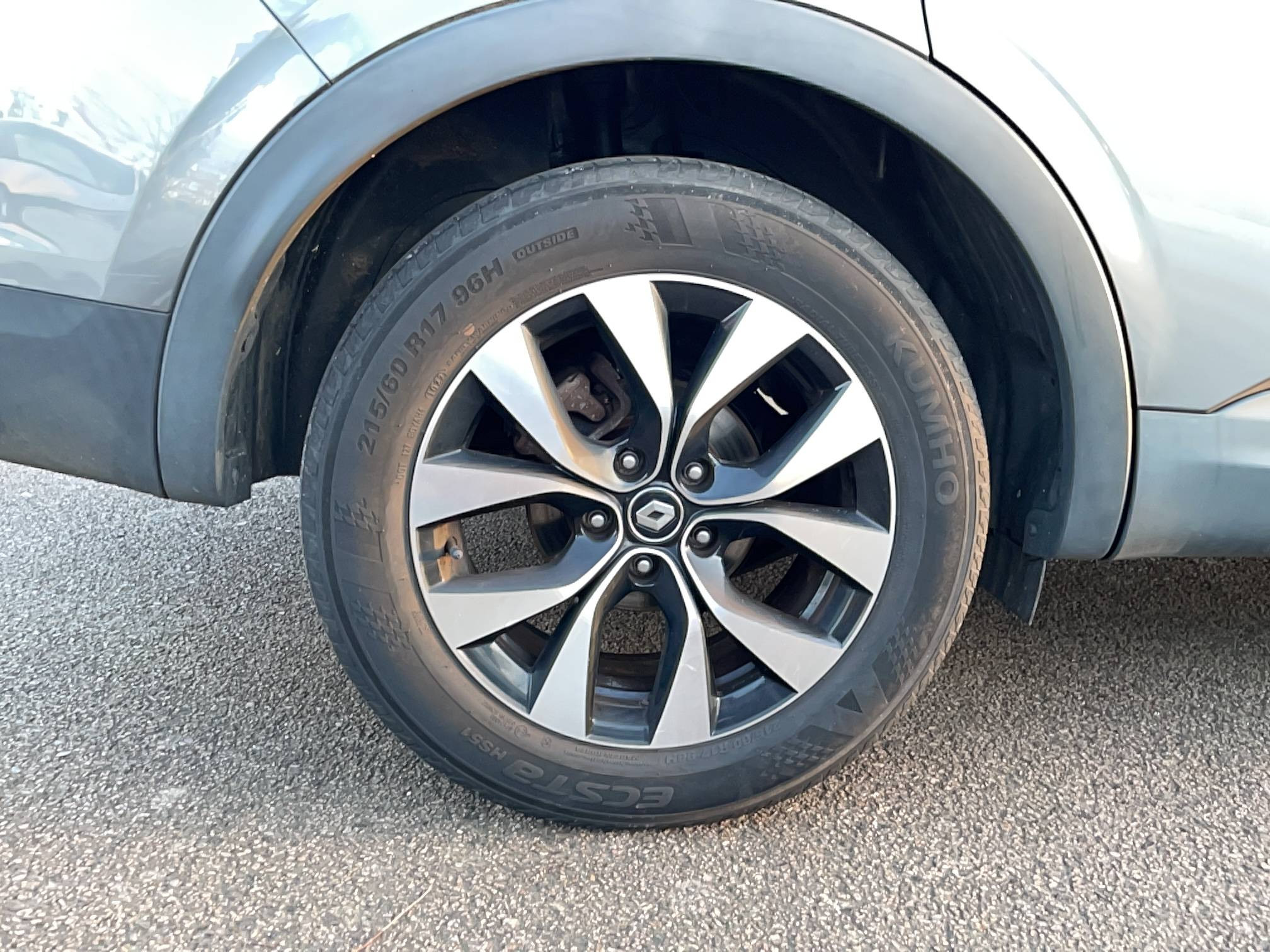 Vente en ligne Renault Arkana  E-Tech 145 au prix de 17 990 €