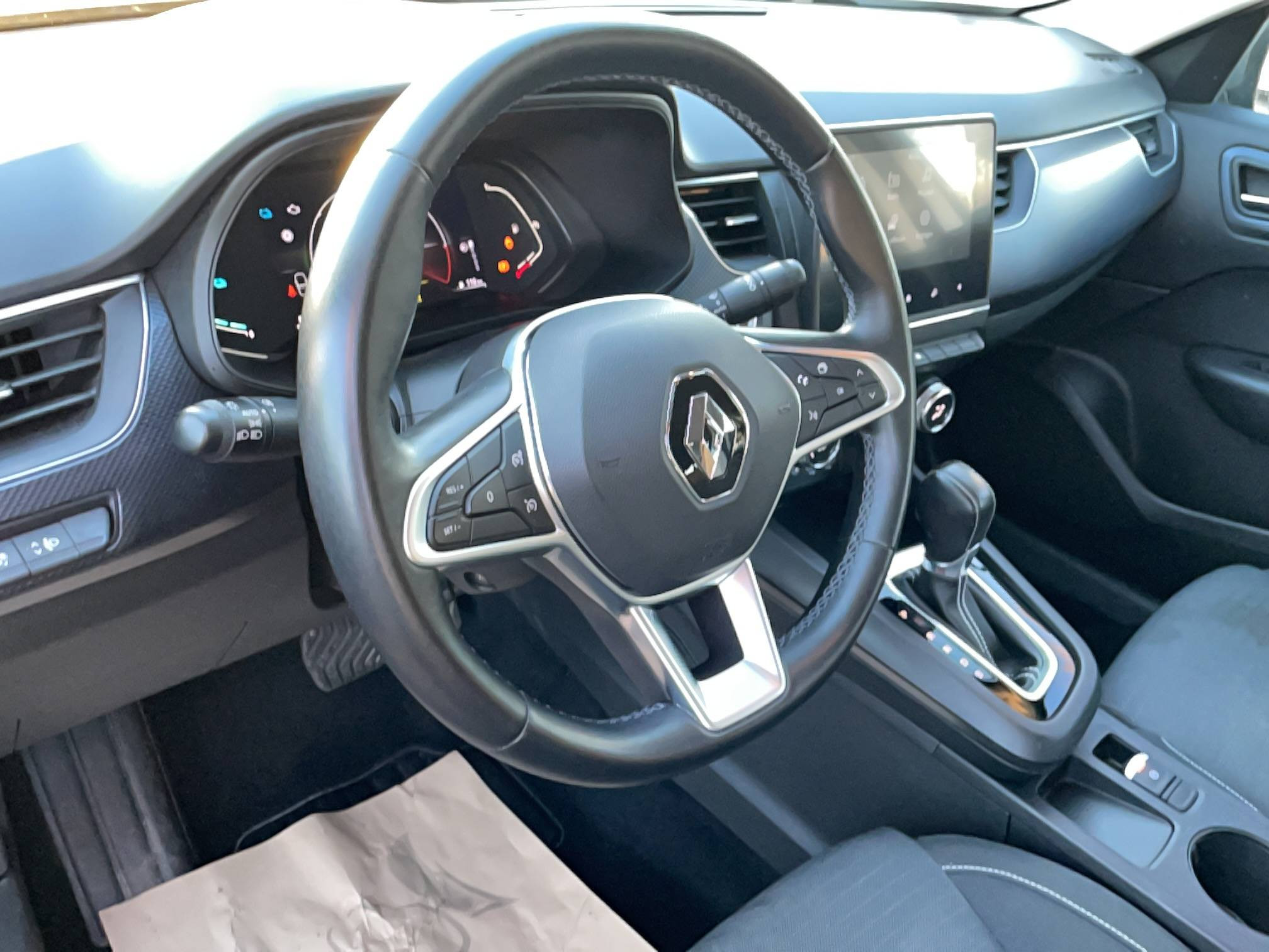 Vente en ligne Renault Arkana  E-Tech 145 au prix de 17 990 €