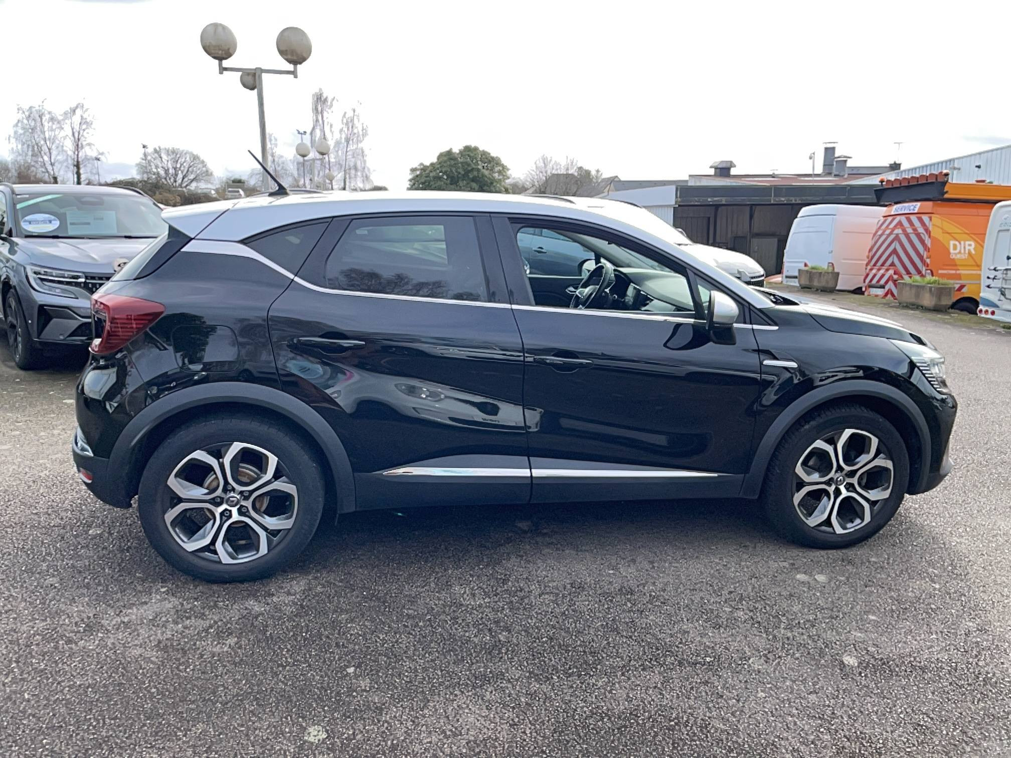 Vente en ligne Renault Captur  TCe 100 au prix de 13 990 €