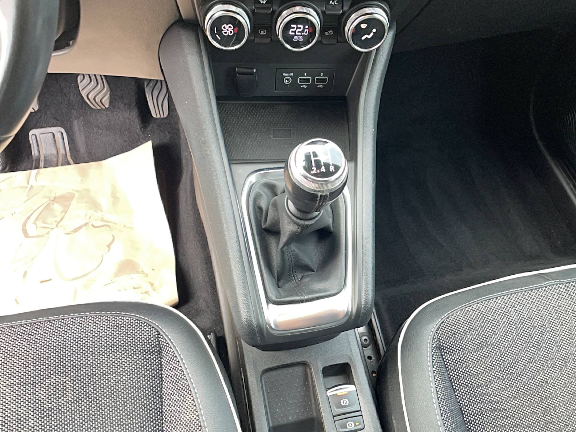 Vente en ligne Renault Captur  TCe 100 au prix de 13 990 €