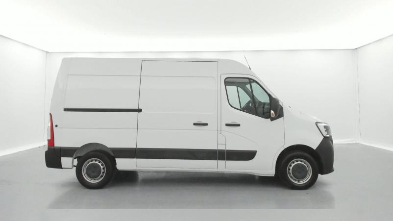 Vente en ligne Renault Master 3 Fourgon MASTER FGN TRAC F3500 L2H2 BLUE DCI 135 au prix de 28 990 €