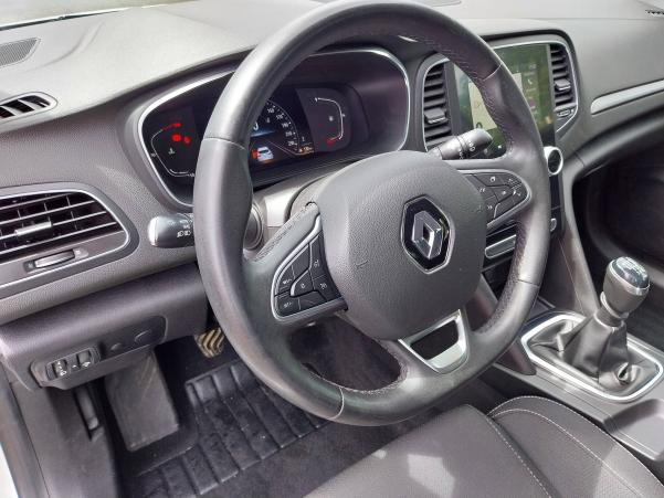 Vente en ligne Renault Megane 4 Mégane IV Berline Blue dCi 115 au prix de 15 490 €