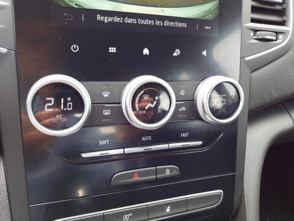 Vente en ligne Renault Megane 4 Mégane IV Berline Blue dCi 115 au prix de 15 490 €
