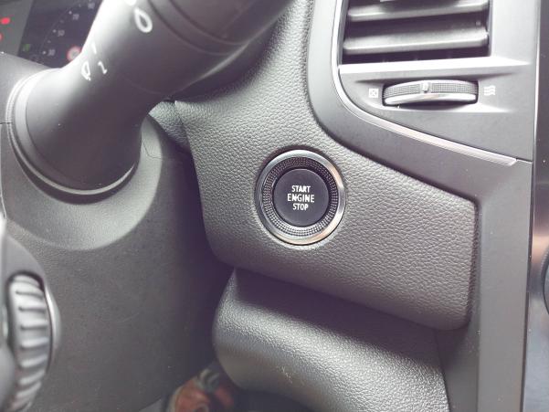 Vente en ligne Renault Megane 4 Mégane IV Berline Blue dCi 115 au prix de 15 490 €