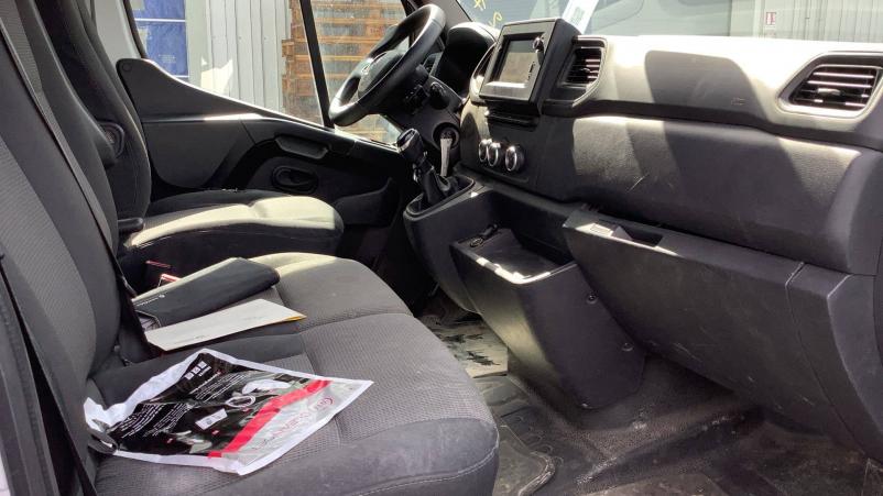Vente en ligne Renault Master Fourgon MASTER FGN TRAC F3500 L3H2 ENERGY DCI 180 au prix de 21 590 €