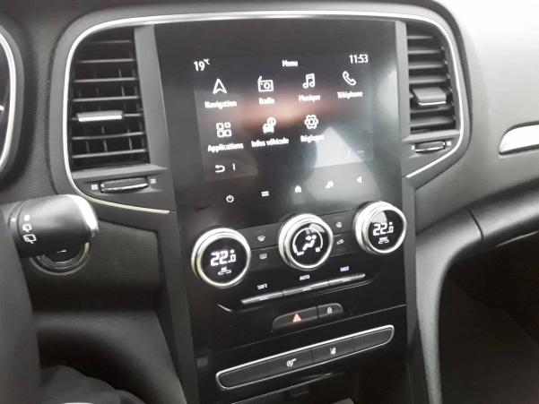 Vente en ligne Renault Megane 4 Mégane IV Berline Blue dCi 115 au prix de 14 590 €
