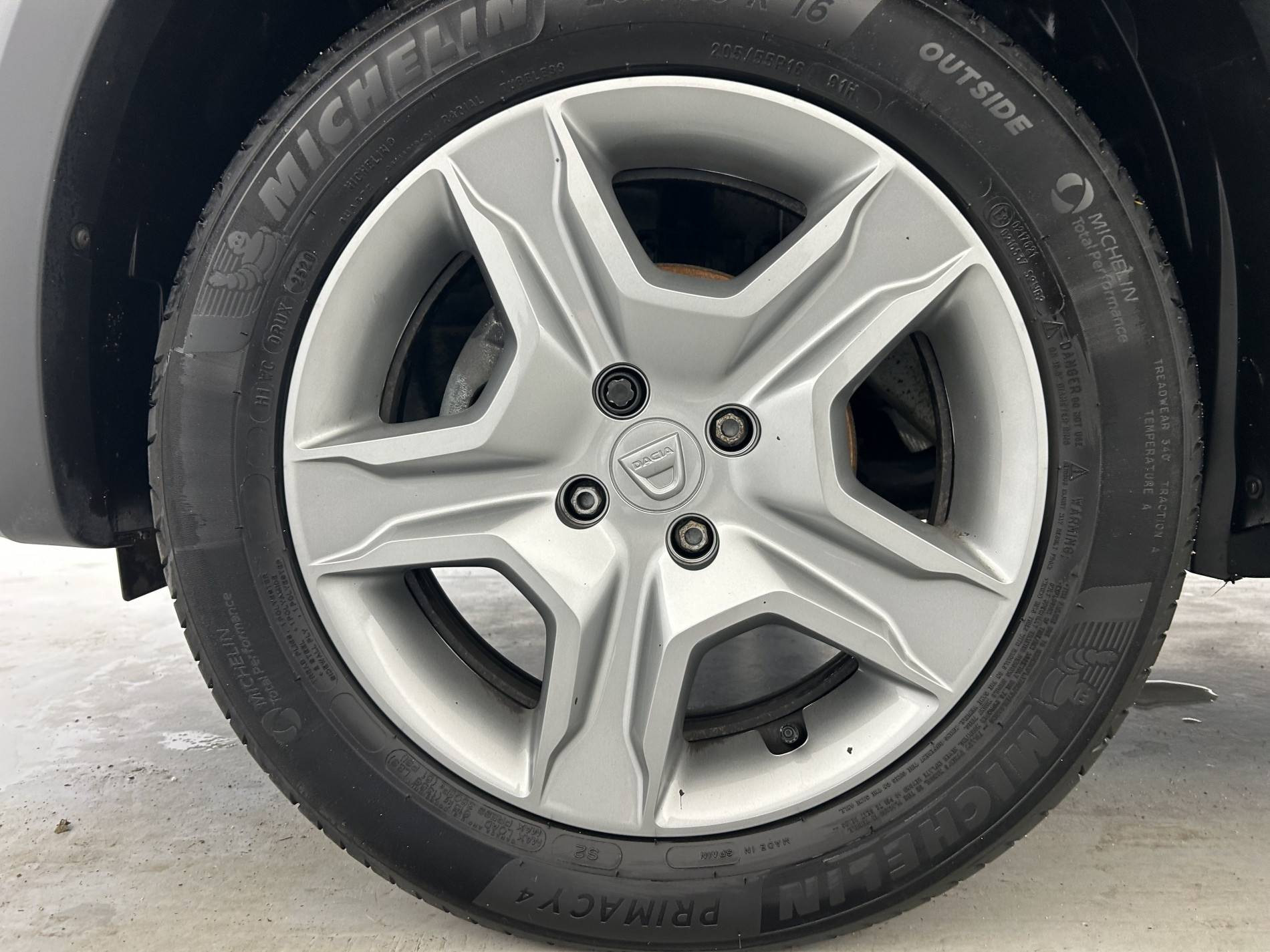 Vente en ligne Dacia Sandero 3  ECO-G 100 au prix de 11 990 €