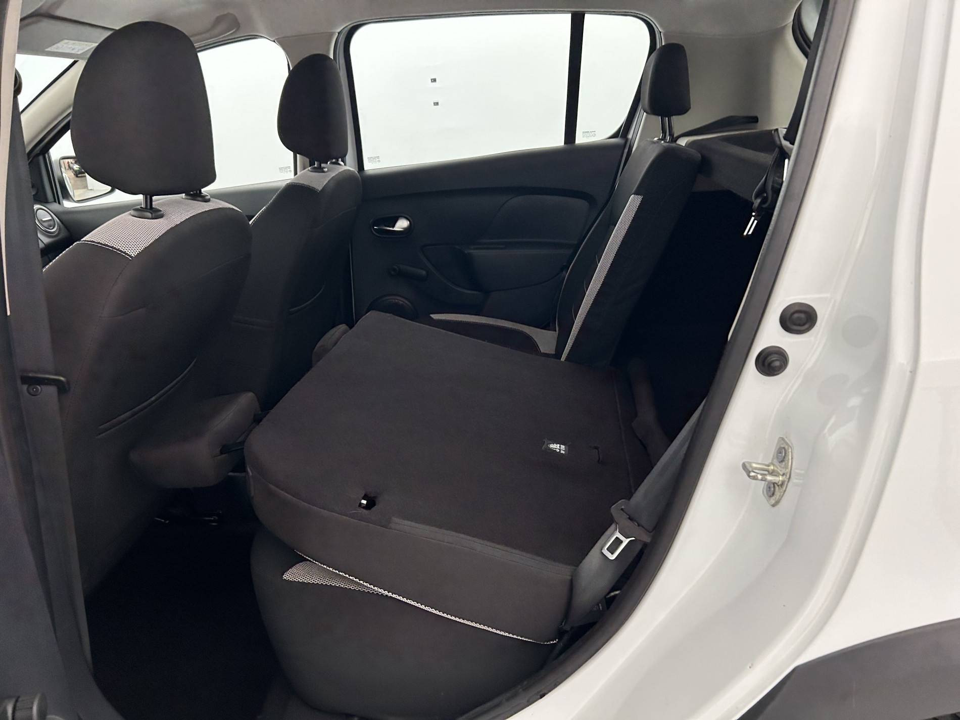 Vente en ligne Dacia Sandero 3  ECO-G 100 au prix de 11 990 €